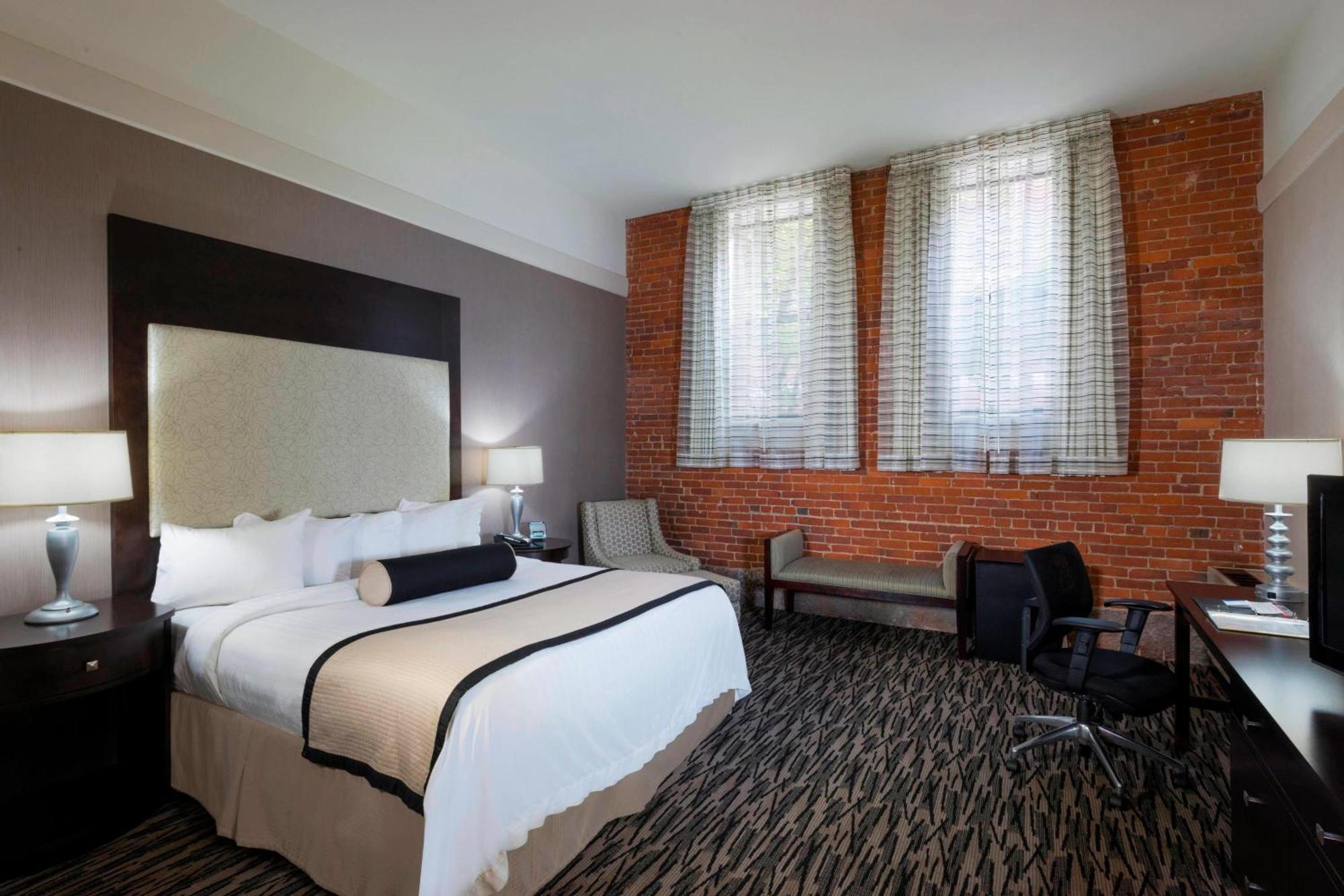 Fairfield Inn & Suites By Marriott Keene Downtown Екстериор снимка