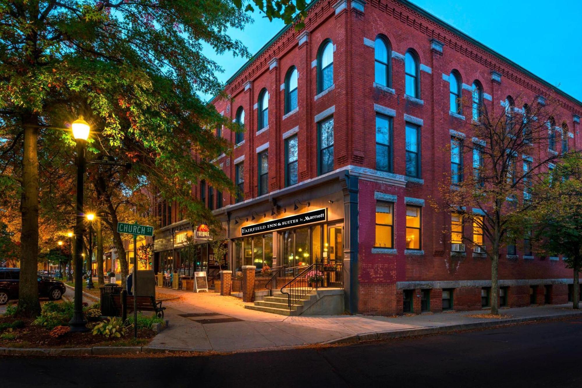 Fairfield Inn & Suites By Marriott Keene Downtown Екстериор снимка
