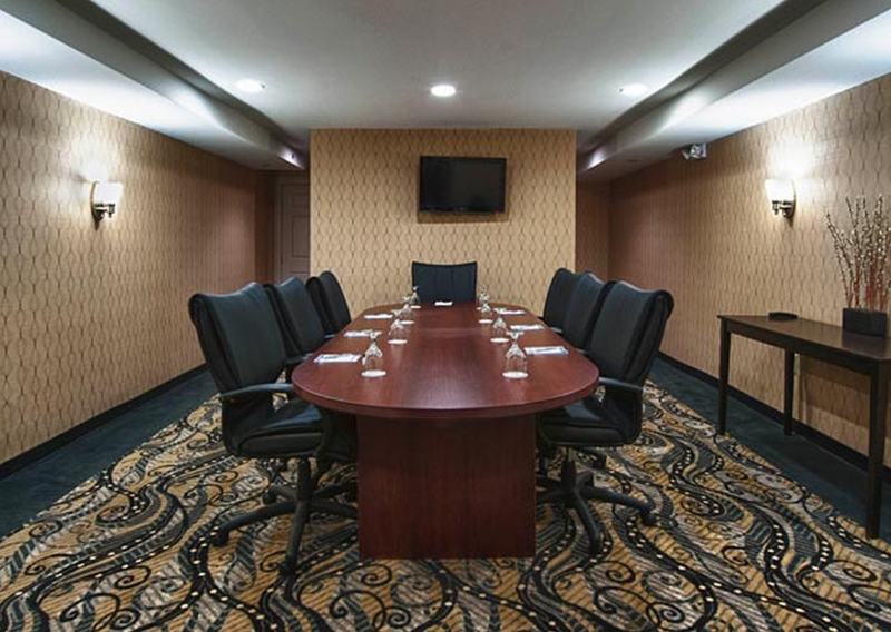 Fairfield Inn & Suites By Marriott Keene Downtown Екстериор снимка